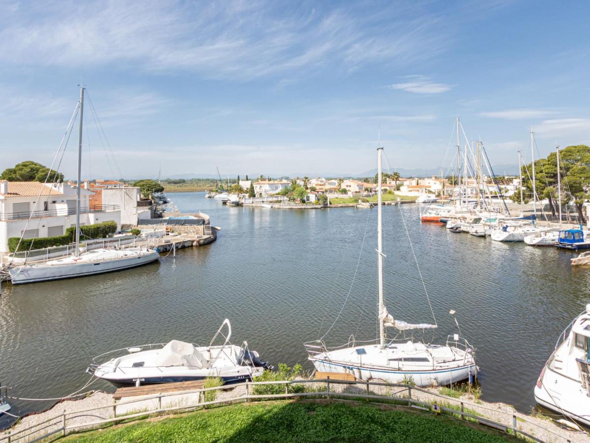 Apartment Cap Mestral By Interhome Roses Eksteriør billede